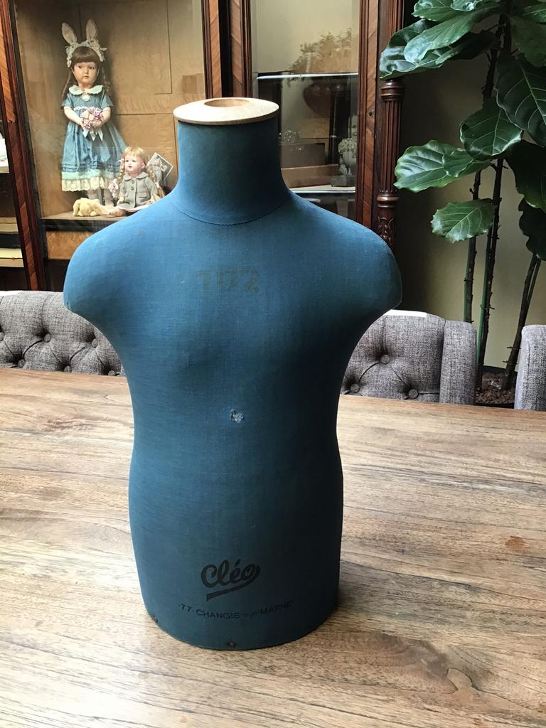 Buste pour enfant Cléo, ancienne française, taille 102, Enlèvement, Comme neuf
