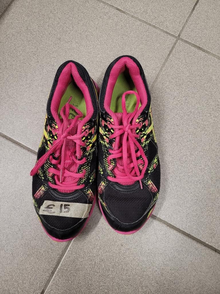 Sportschoenen Asics maat 37, Kleding | Dames, Schoenen, Ophalen of Verzenden, Zo goed als nieuw, Asics, Sportschoenen