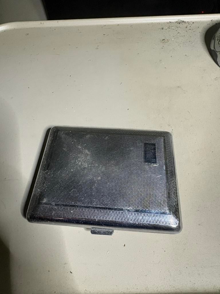 Etui a cigarettes, Enlèvement ou Envoi, Comme neuf