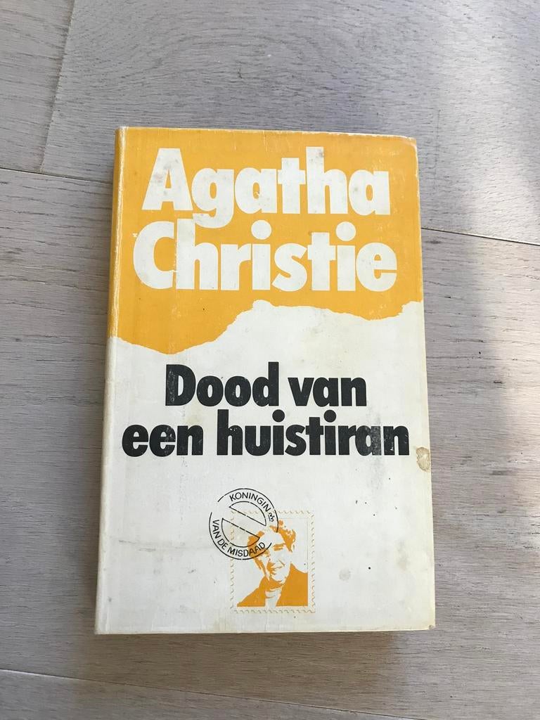 Dood van een huistiran - Agatha Christie, Ophalen of Verzenden, Gelezen, Agatha Christie