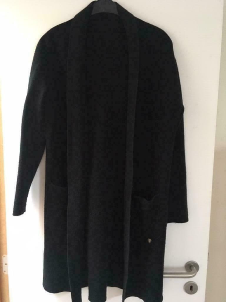 CARDIGAN NOIR: 4 €!, Enlèvement ou Envoi, Porté, Taille 38/40 (M), Noir