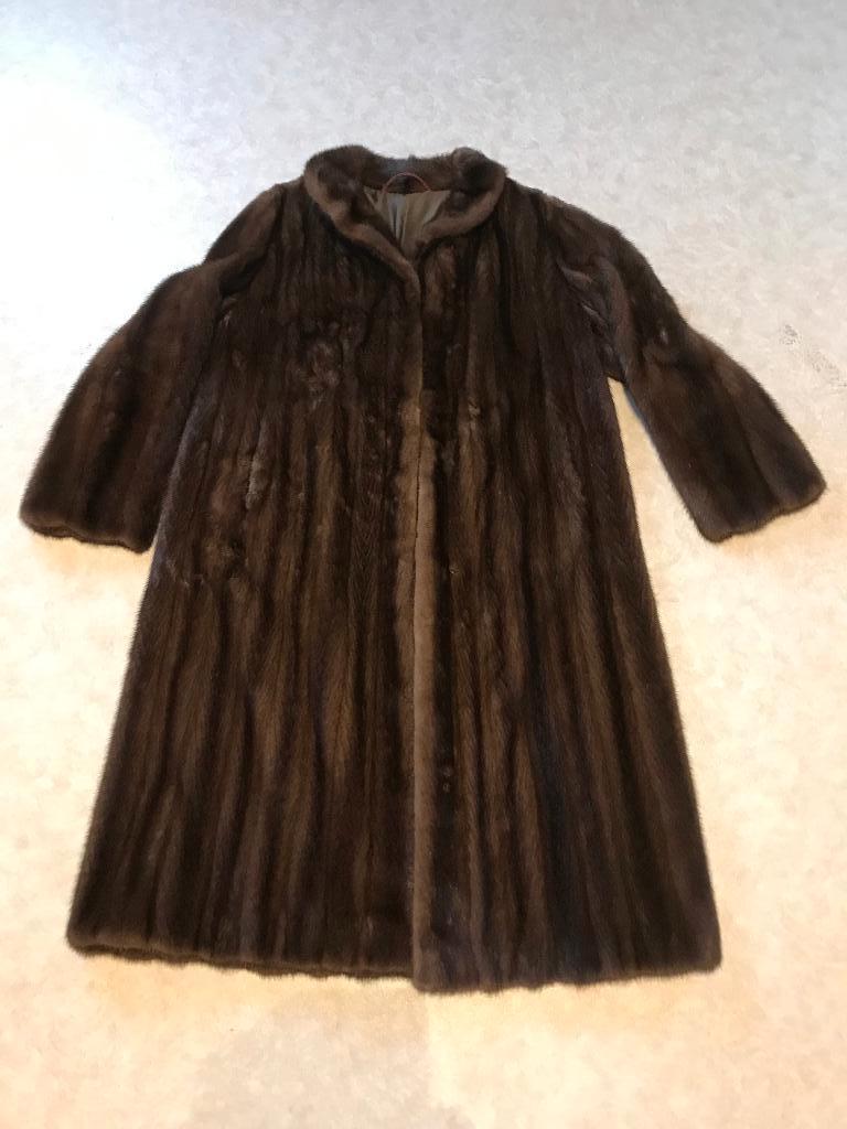 Nerts mantel bontmantel maat 46 in prima staat., Kleding | Dames, Ophalen, Zo goed als nieuw, Maat 46/48 (XL) of groter, Bruin