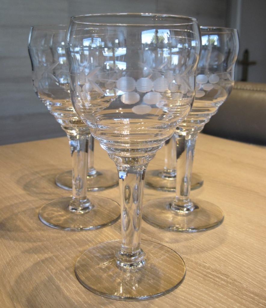 Set van 5 geëtste wijnglazen izgs, Ophalen
