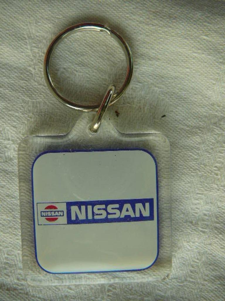 porte-clés Nissan garage De Witte 9100 Lokeren, Collections, Enlèvement ou Envoi, Comme neuf, Marque