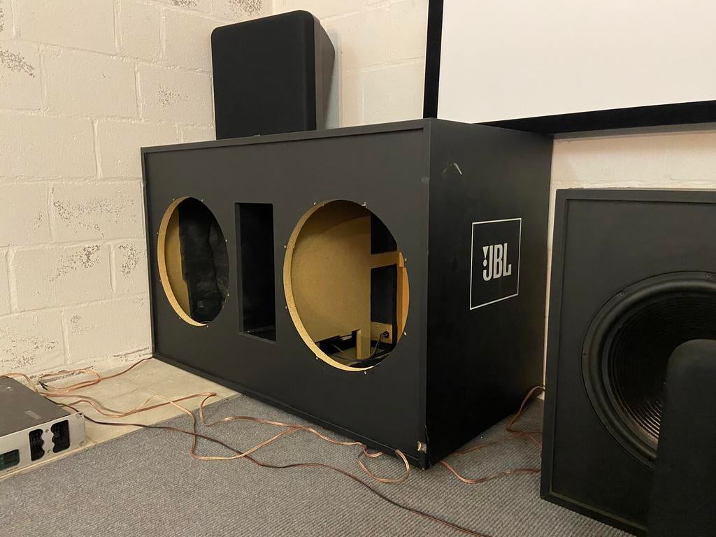 2x Jbl 4246a kisten LEEG, Ophalen, Zo goed als nieuw, JBL