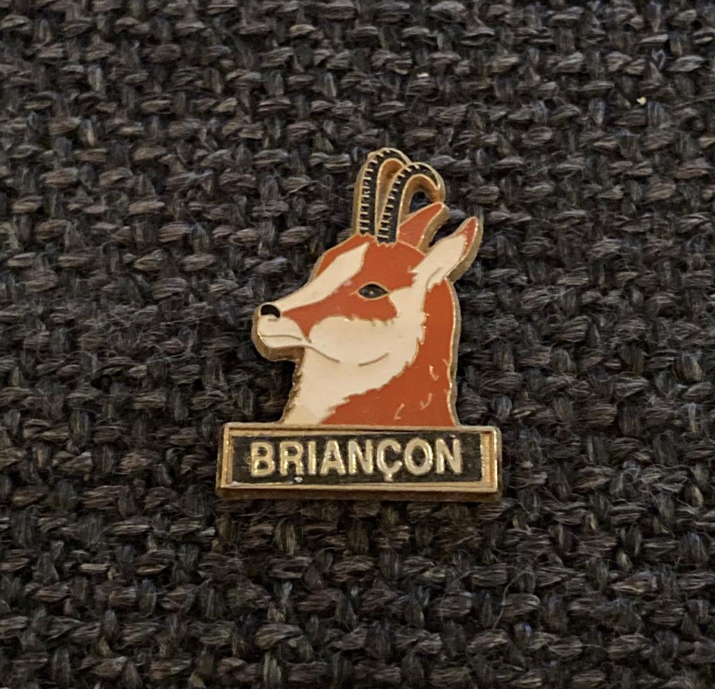 PIN - BRIANCON - FRANCE - FRANKRIJK - GEIT - BOK - STEENBOK, Verzenden, Gebruikt, Stad of Land, Speldje of Pin