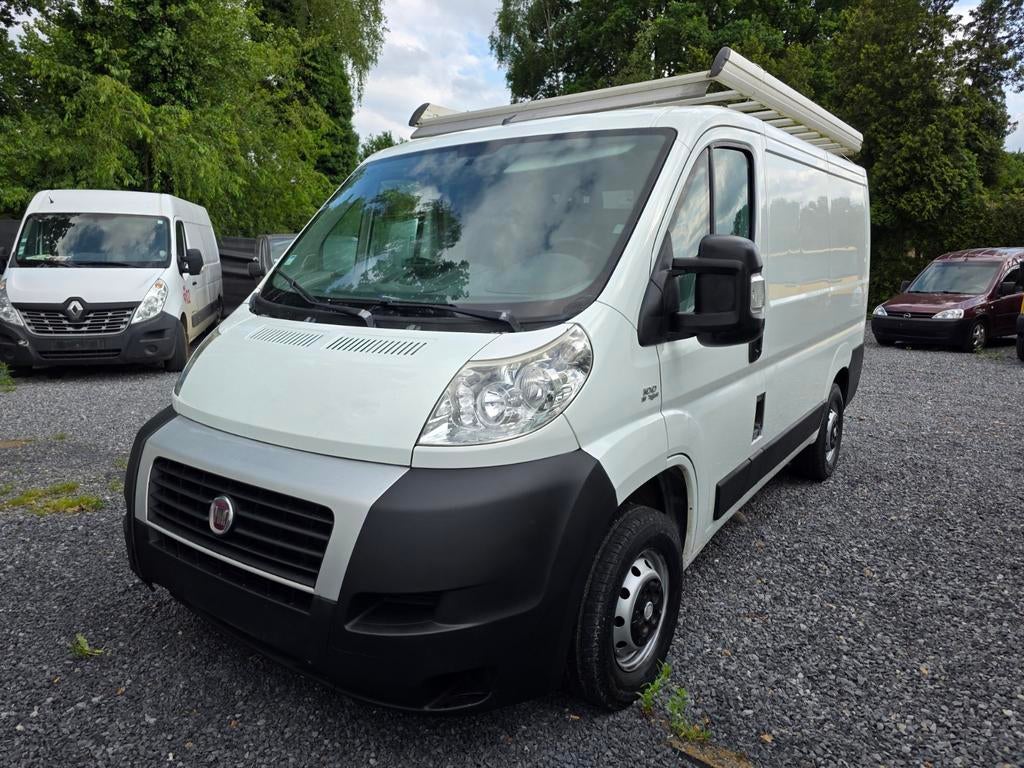Fiat ducato  2.2 jtd gekeurd voor verkoop 2009, Auto's, Bestelwagens en Lichte vracht, Bedrijf, Euro 4, Onderhoudsboekje, 2200 cc