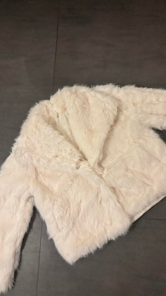Veste en fourrure, Enlèvement ou Envoi, Neuf, Taille 38/40 (M), Beige