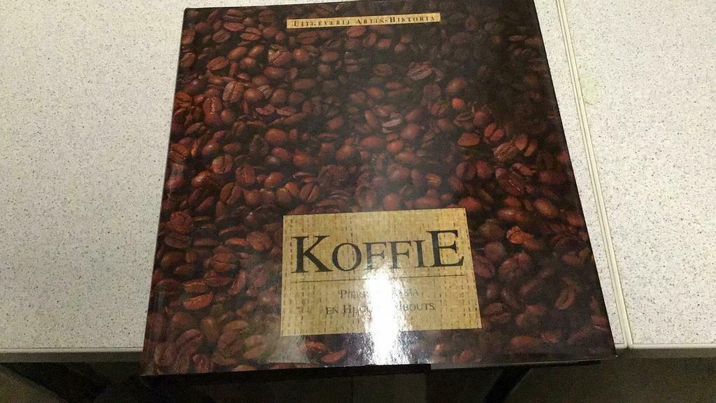 Artis historia koffie (z K3), Boeken, Ophalen of Verzenden, Zo goed als nieuw, Artis, Prentenboek