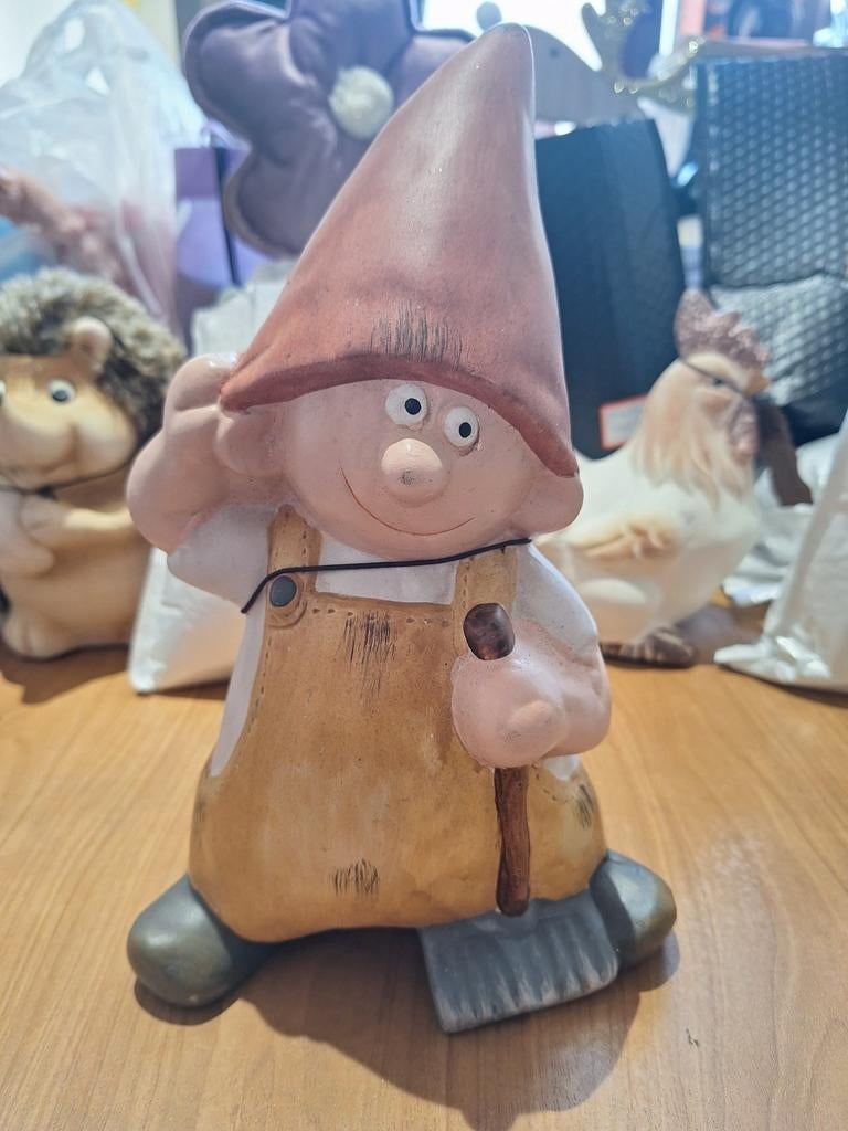Goldbach, kabouter met bezem, Ophalen of Verzenden, Nieuw, Fantasy
