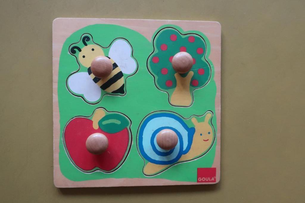 puzzle en bois pour bébé (Goula), Enlèvement, Utilisé