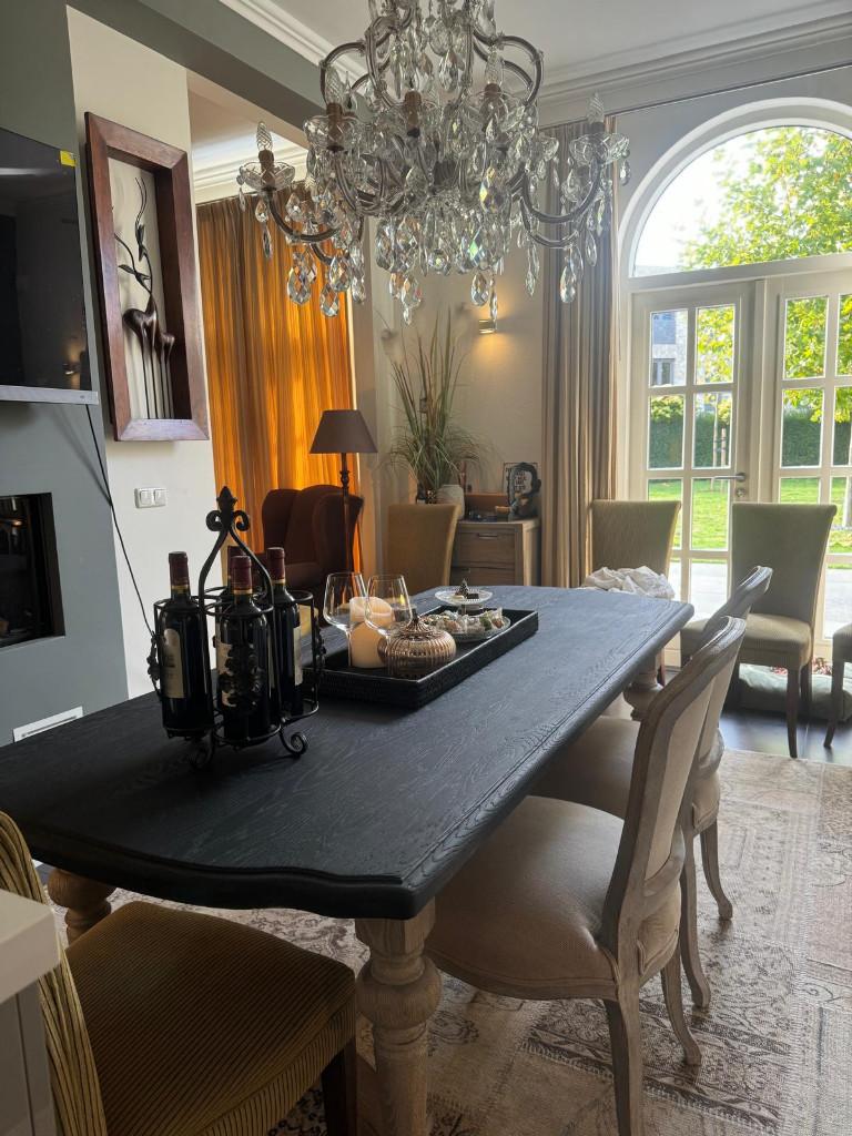 EIKEN rustiek grijs met zwart blad TAFEL EETTAFEL Provence, Enlèvement, Utilisé
