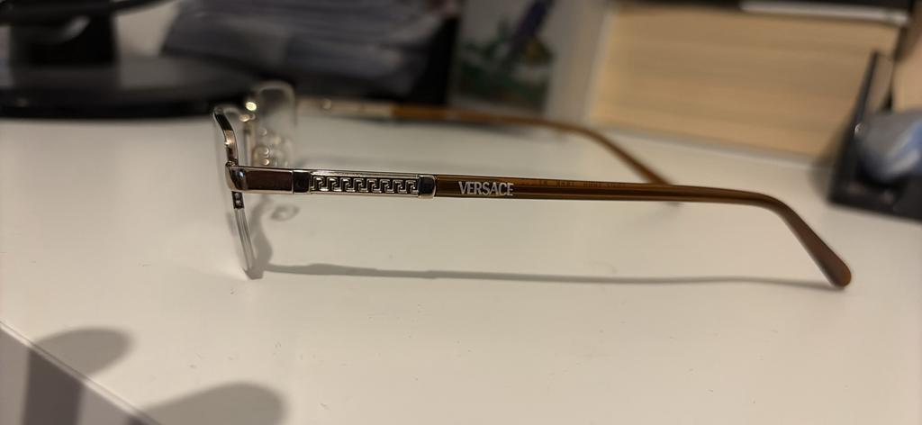 Lunettes versace as vendre qur bruxelles, Neuf, Autres marques, Brun, Enlèvement
