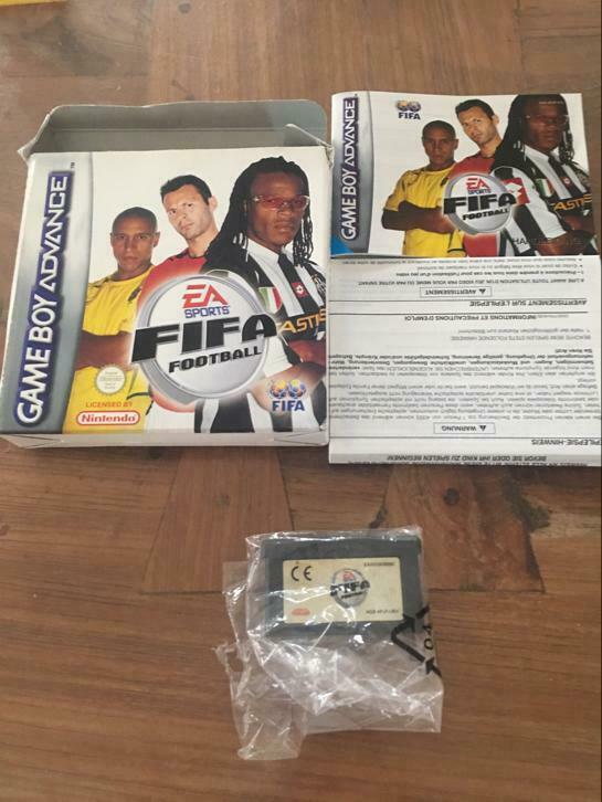 Game boy advance spel met doosje met boekje fifa footbal, Games en Spelcomputers, Games | Nintendo Game Boy, Ophalen, Gebruikt
