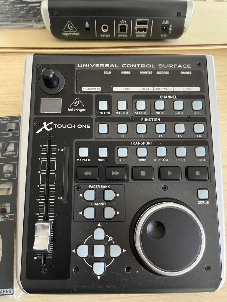 X touch one behringer, daw controller, Muziek en Instrumenten, Ophalen of Verzenden, Zo goed als nieuw