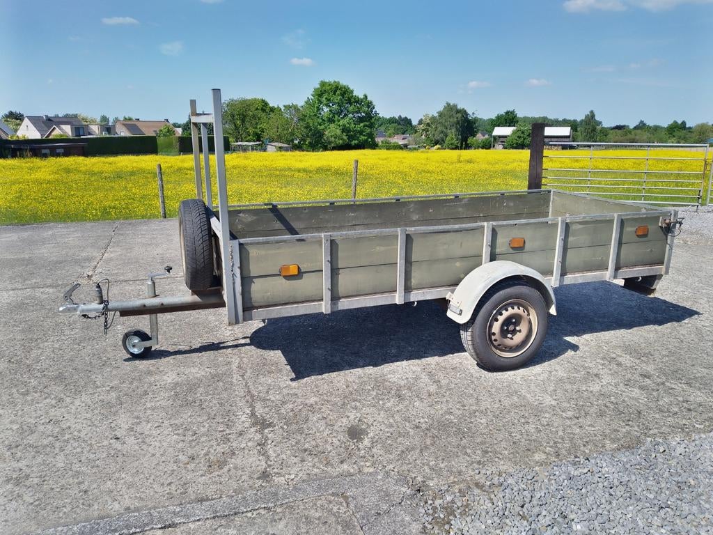 Propere remork met enkel as, Ophalen