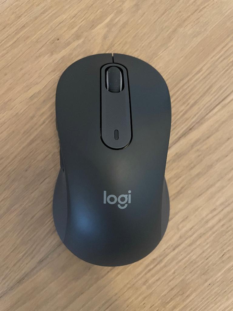 Souris sans fil Logitech Signature M650L, Neuf, Souris, Logitech G, Enlèvement