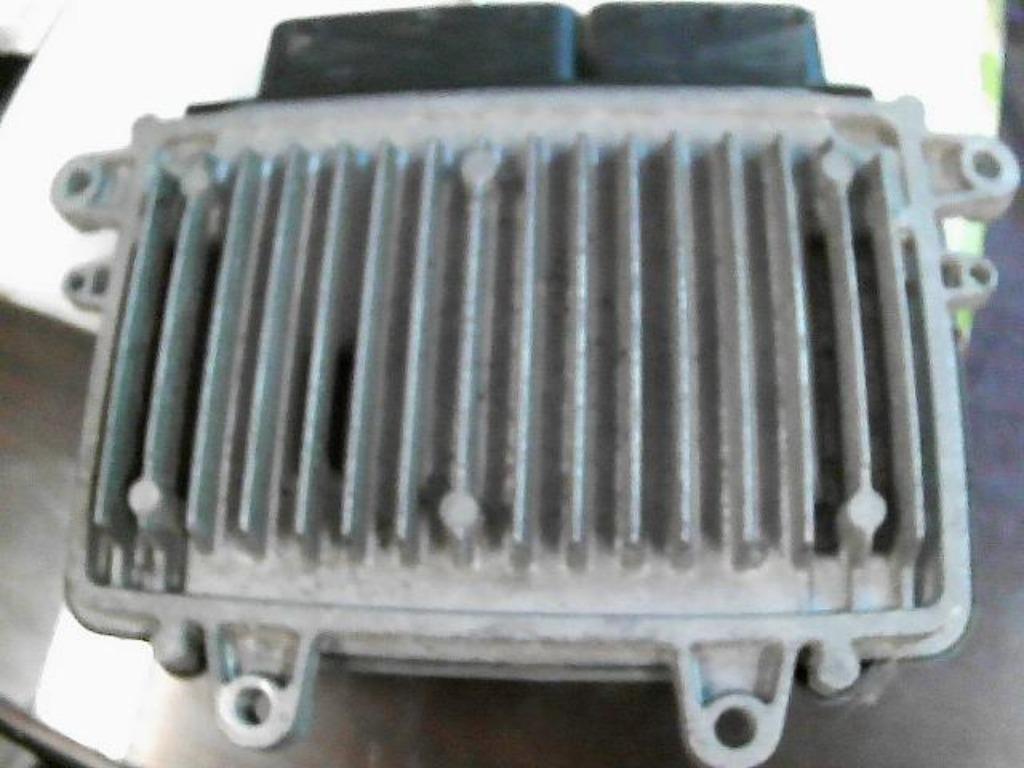 Boitier moteur Mercedes T245 2.0CDi 100kw A6401501791 (533), Autos : Pièces & Accessoires, Autres pièces automobiles, Enlèvement ou Envoi
