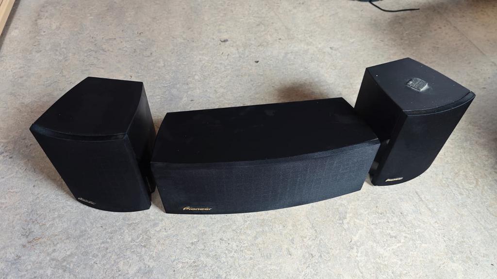 Pioneer - 80w x 3 / enceinte satellites et voix, Autres marques, Enlèvement ou Envoi, 60 à 120 watts, Utilisé