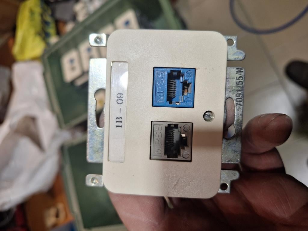 Rj45 double niko pr20, Enlèvement ou Envoi, Utilisé