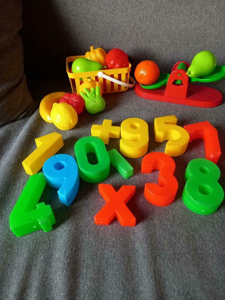 Vintage set groenten en fruit mandje en weegschaal, Kinderen en Baby's, Speelgoed | Educatief en Creatief, Ophalen of Verzenden