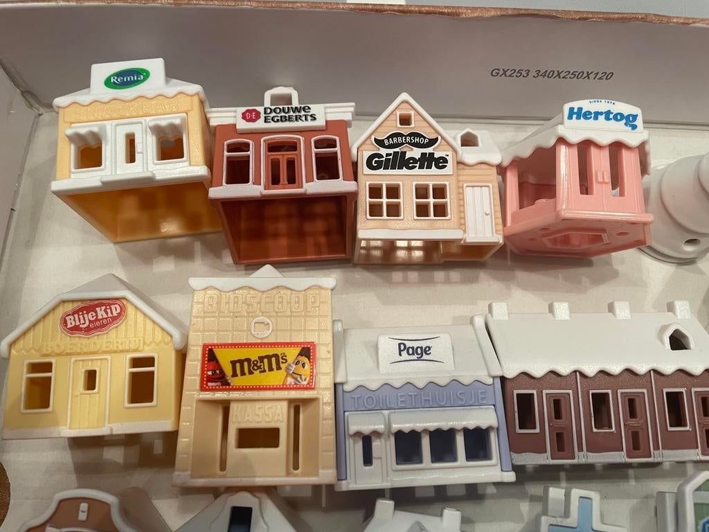 6€ voor 15 huisjes AH Winterdorp 2019 Kerstdorp Albert Heijn, Albert Heijn, Verzenden