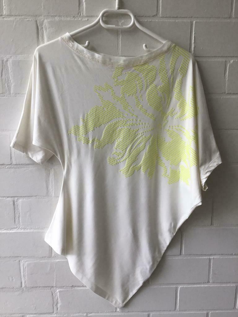 Assymetrische t shirt MARCCAIN, Maat 38/40 (M), Overige kleuren, Ophalen of Verzenden, Zo goed als nieuw