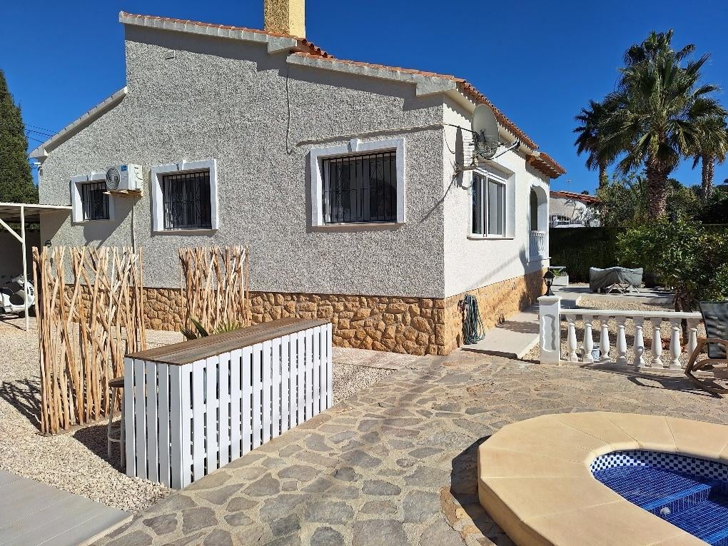 Villa te huur in Calpe, 2 slaapkamers, Costa Blanca, Open haard, Overige