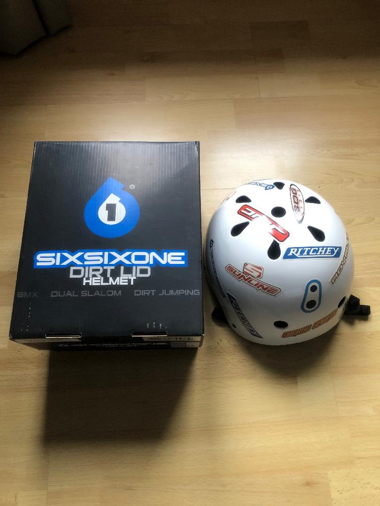 Sixsixone DIRT LID helm BMX/mountainbike, Vélos & Vélomoteurs, Enlèvement ou Envoi, Comme neuf, M