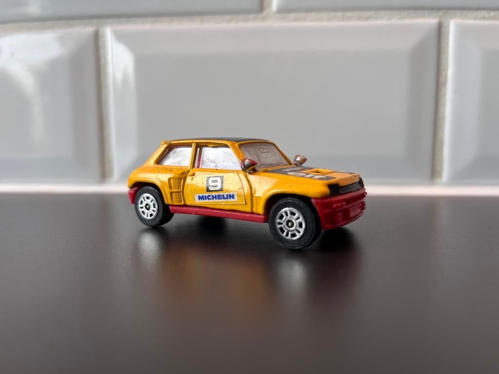 Renault 5 turbo Corgi, Hobby & Loisirs créatifs, Enlèvement ou Envoi, Comme neuf