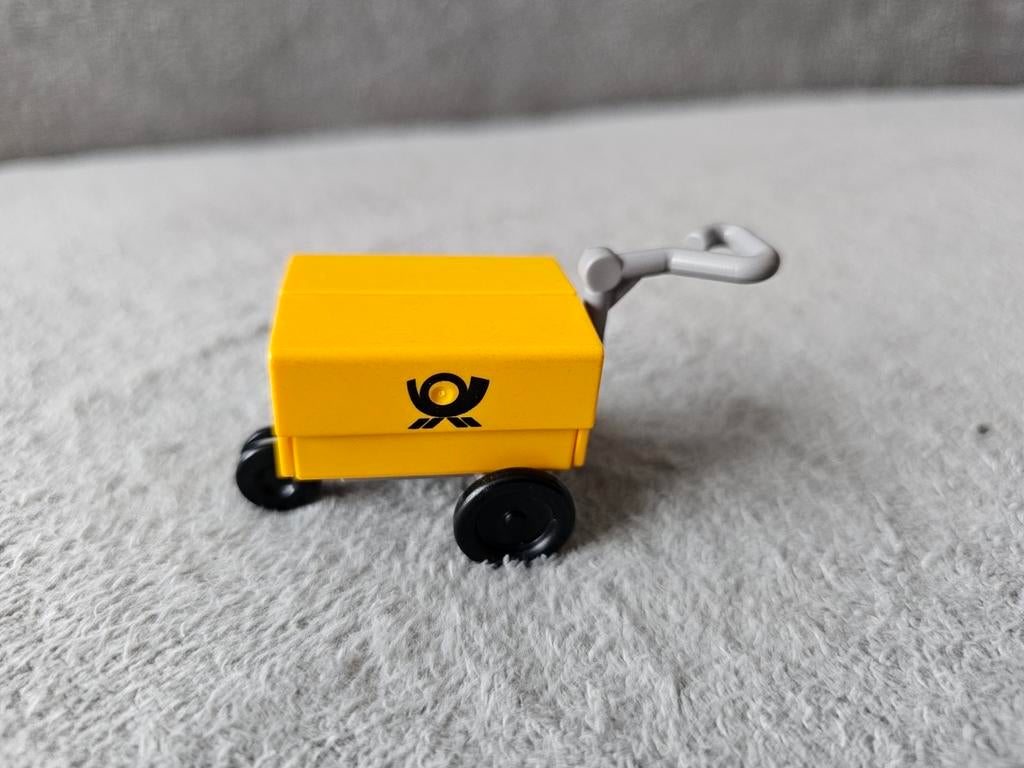 Playmobil  - charrette de la poste avec le courrier, Ophalen of Verzenden