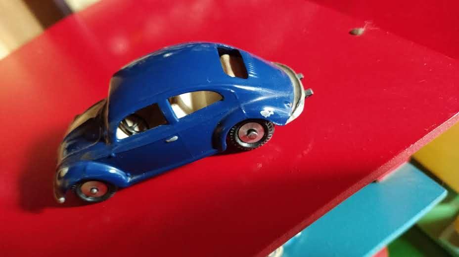 VRIJ ZELDZAME VW 1200 KEVER VAN METOSUL, Hobby en Vrije tijd, Modelauto's | 1:43, Ophalen of Verzenden, Zo goed als nieuw, Auto