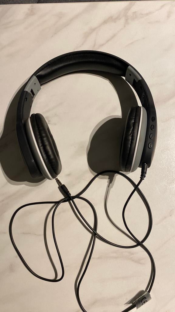 Grundig koptelefoon, Computers en Software, Headsets, Ophalen, Zo goed als nieuw, Over-ear, Bedraad