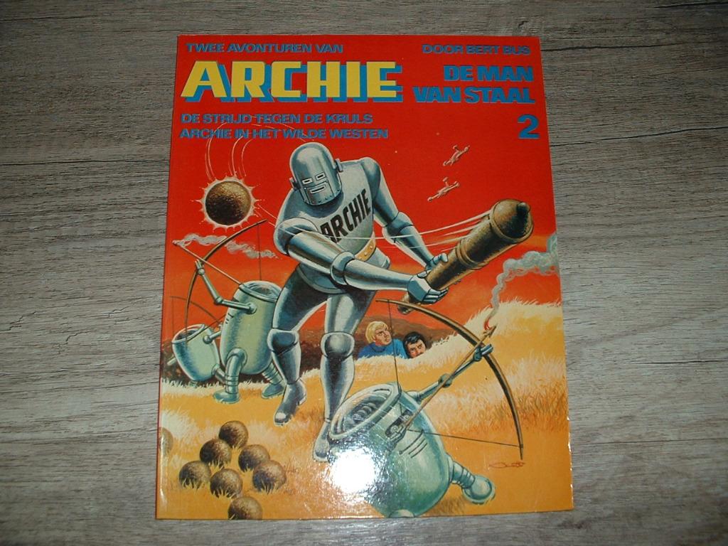 archie de man van staal strip nr 2 oberon uitgave, Boeken, Stripverhalen, Eén stripboek, Ophalen of Verzenden, Zo goed als nieuw