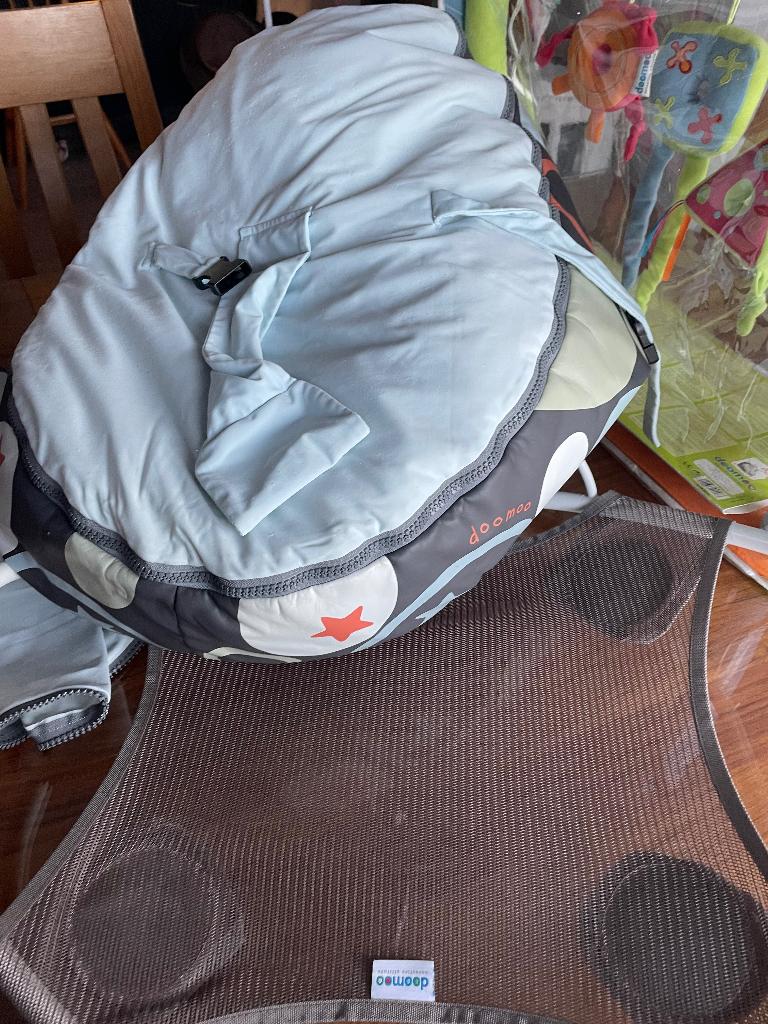 pouf +bascule+ portique  doomoo, Enlèvement, Utilisé, Autres marques, Avec ceinture(s)