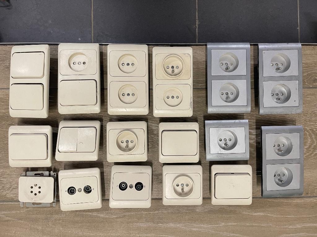 Interrupteurs et prises, Bricolage & Construction, Électricité & Câbles, Utilisé, Interrupteur, Interrupteur, Enlèvement