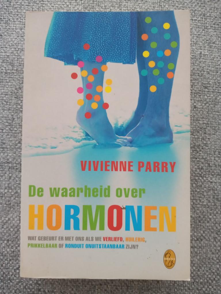 V. Parry - De waarheid over hormonen, Gelezen, Ophalen of Verzenden, V. Parry