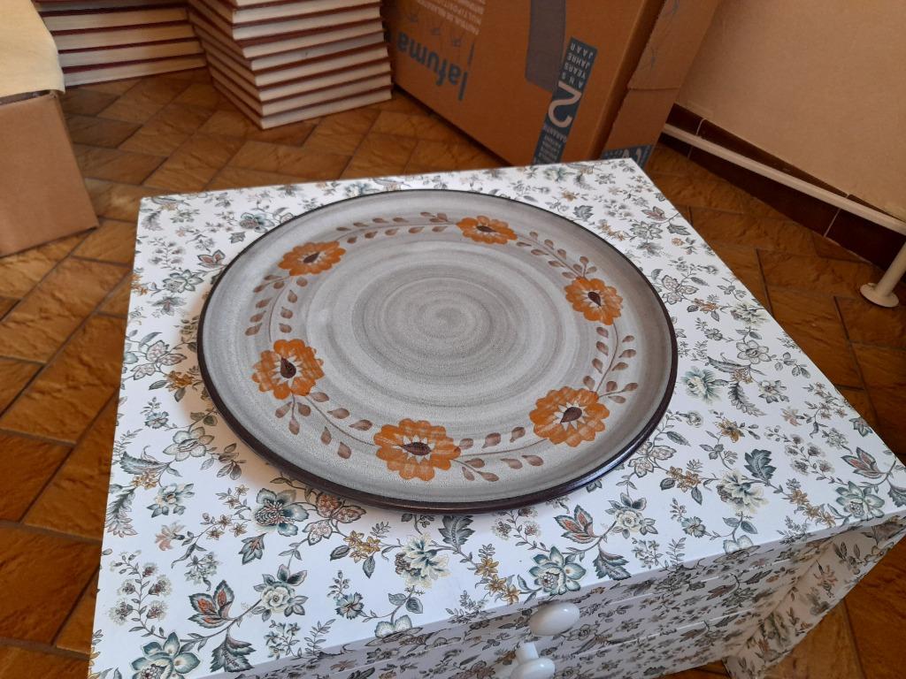 Plat beige marron orange à fleurs « MARGUERITE », comme neuf, Enlèvement