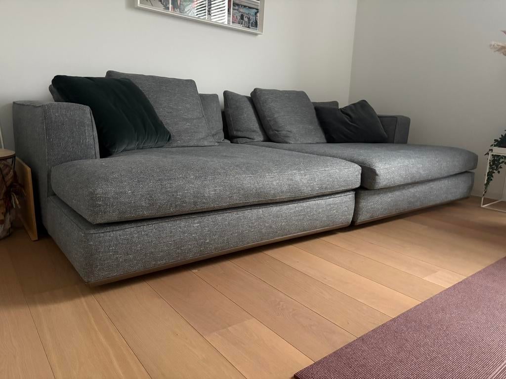 Design zetel Minotti high-end met extra kussens nieuwstaat, 75 à 100 cm, Banc d'angle, Quatre personnes ou plus, Moins de 150 cm