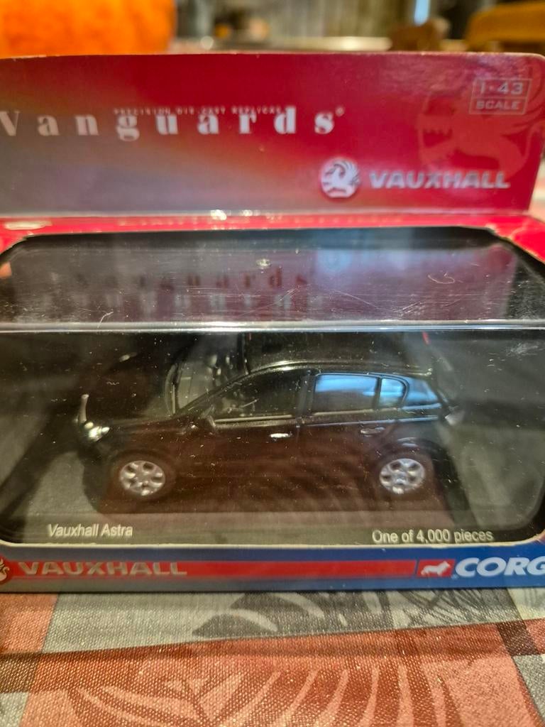 Vauxhall Astra, Hobby en Vrije tijd, Modelauto's | 1:43, Ophalen of Verzenden, Zo goed als nieuw, Auto, Vanguards