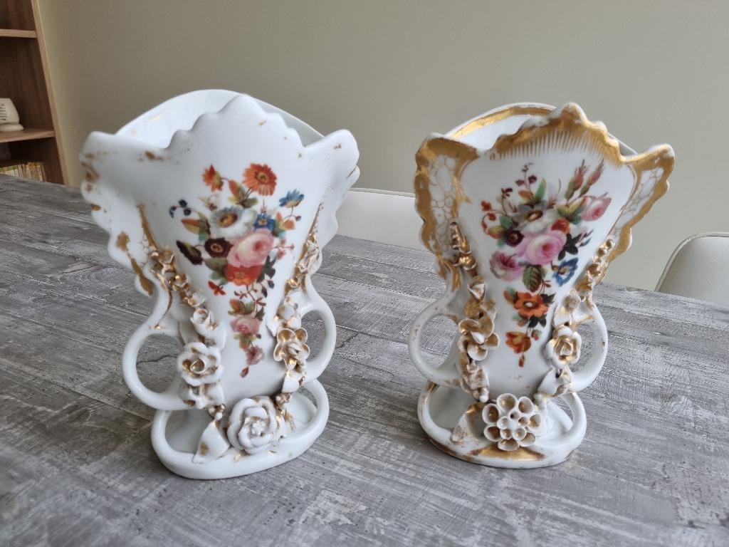 Anciens vases de mariage en porcelaine dorée française, Antiquités & Art, Enlèvement ou Envoi