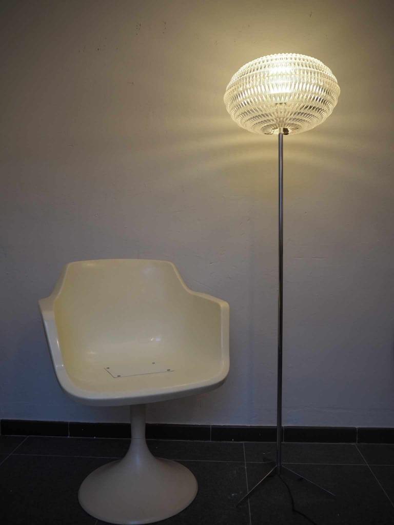 Vintage Space Age UFO vloerlamp, 1970s, Kunststof, 100 tot 150 cm, Zo goed als nieuw, Ophalen