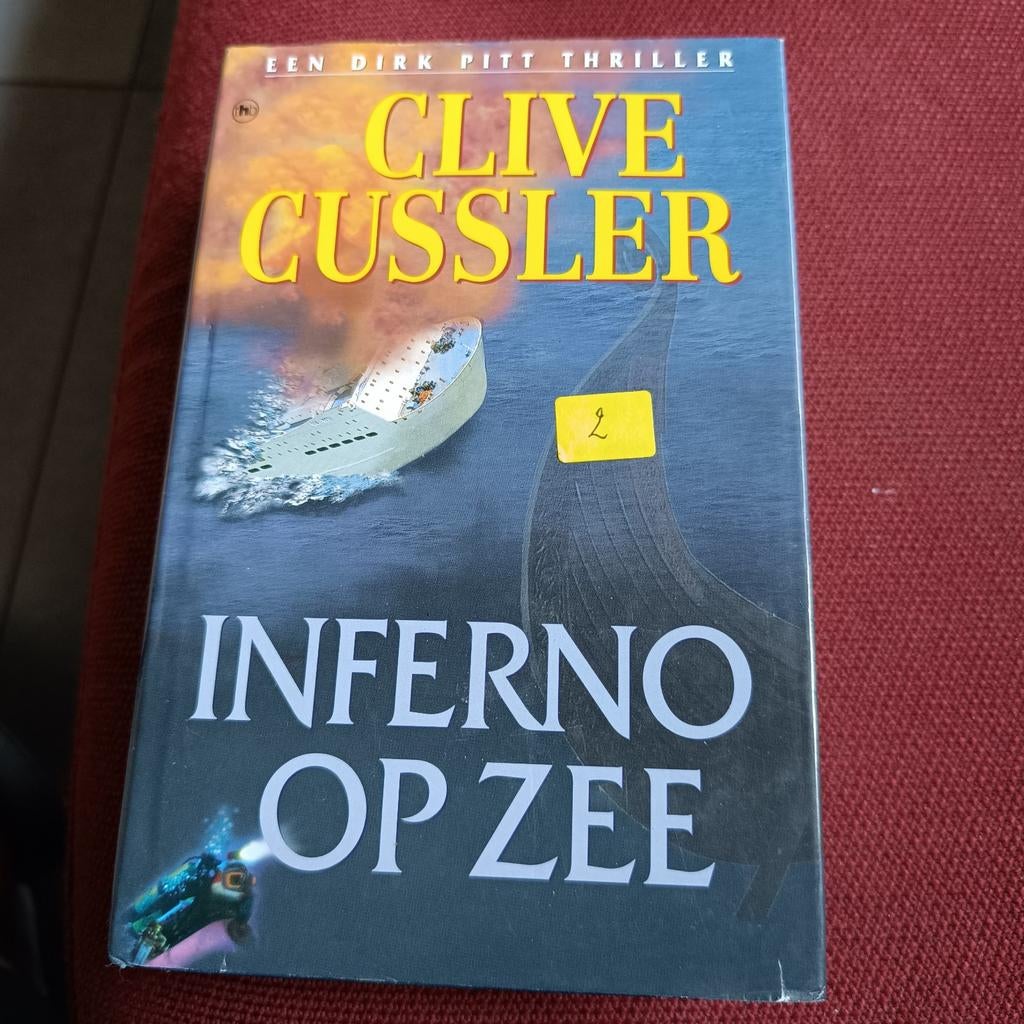 Clive Cussler Inferno op zee, Ophalen of Verzenden, Zo goed als nieuw