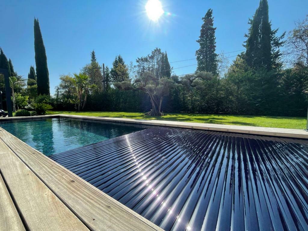 Volet de piscine immergé ou hors-sol en pvc ou polycarbonate, Jardin & Terrasse, Accessoires de piscine, Neuf, Couverture de piscine