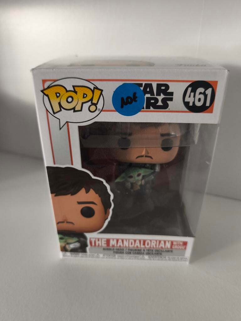 Figurine Disney star wars the mandalorian with grogu 461, Enlèvement ou Envoi