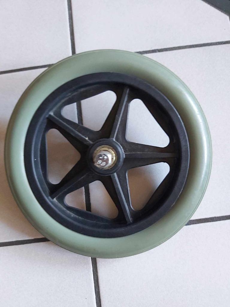 wiel voor rolstoel inch 8 is 19.5 - 20cm, Ophalen