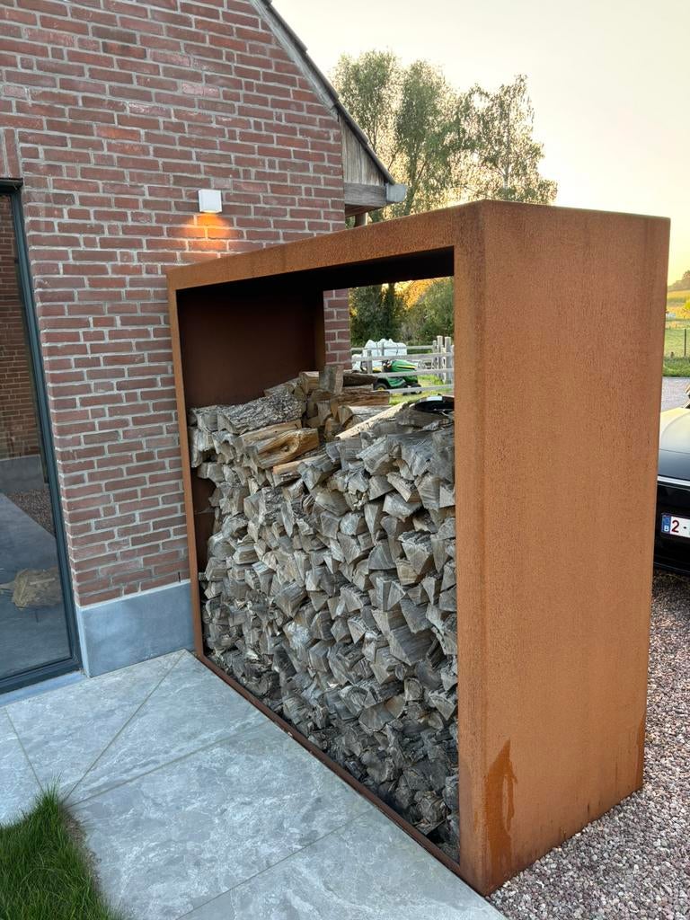 Houtopslag cortenstaan, Enlèvement