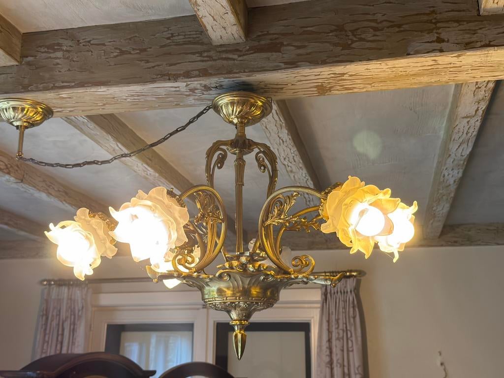 Antieken bronzen lusters, Ophalen