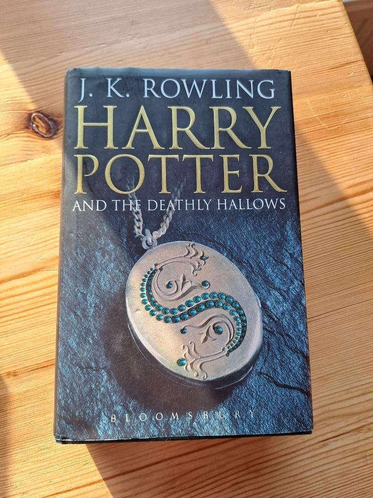 Harry Potter and the Deathly Hallows (Engelse versie), Ophalen of Verzenden, J.K. Rowling