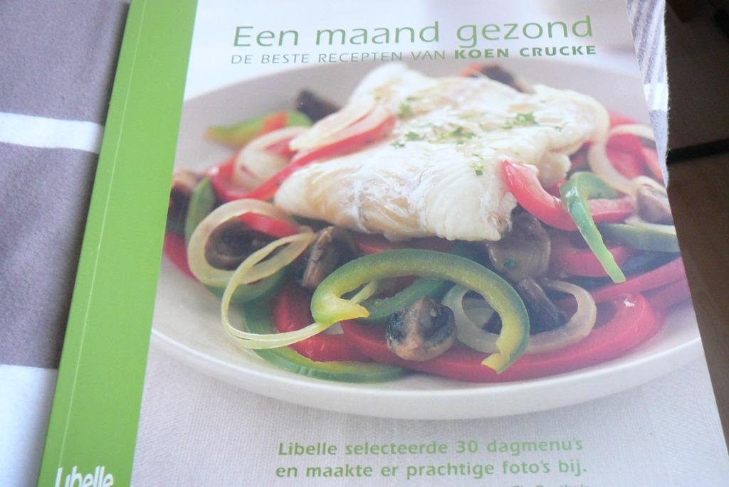 Boek : "Een maand gezond", Ophalen of Verzenden, Zo goed als nieuw